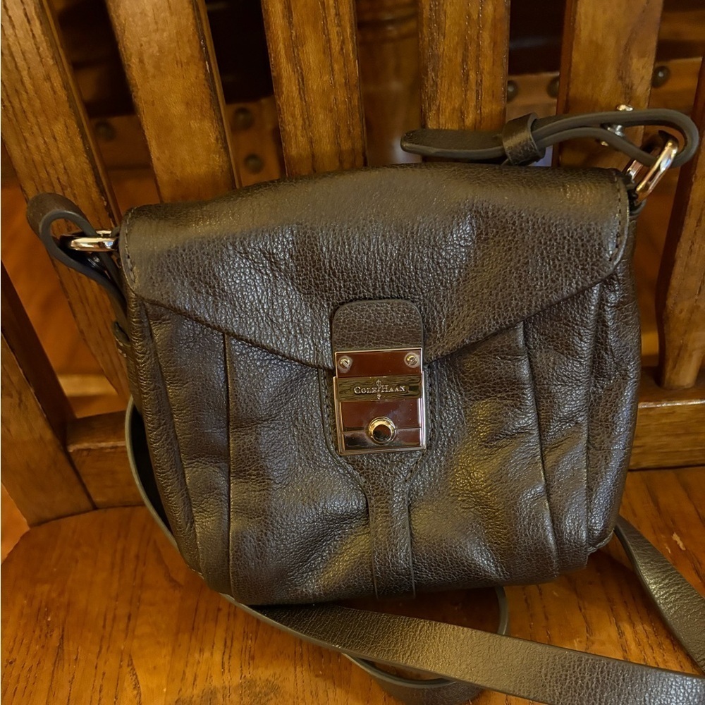 Cole Haan Pebbled Leather Crossbody Bag Pewter Metallic Turn Lock